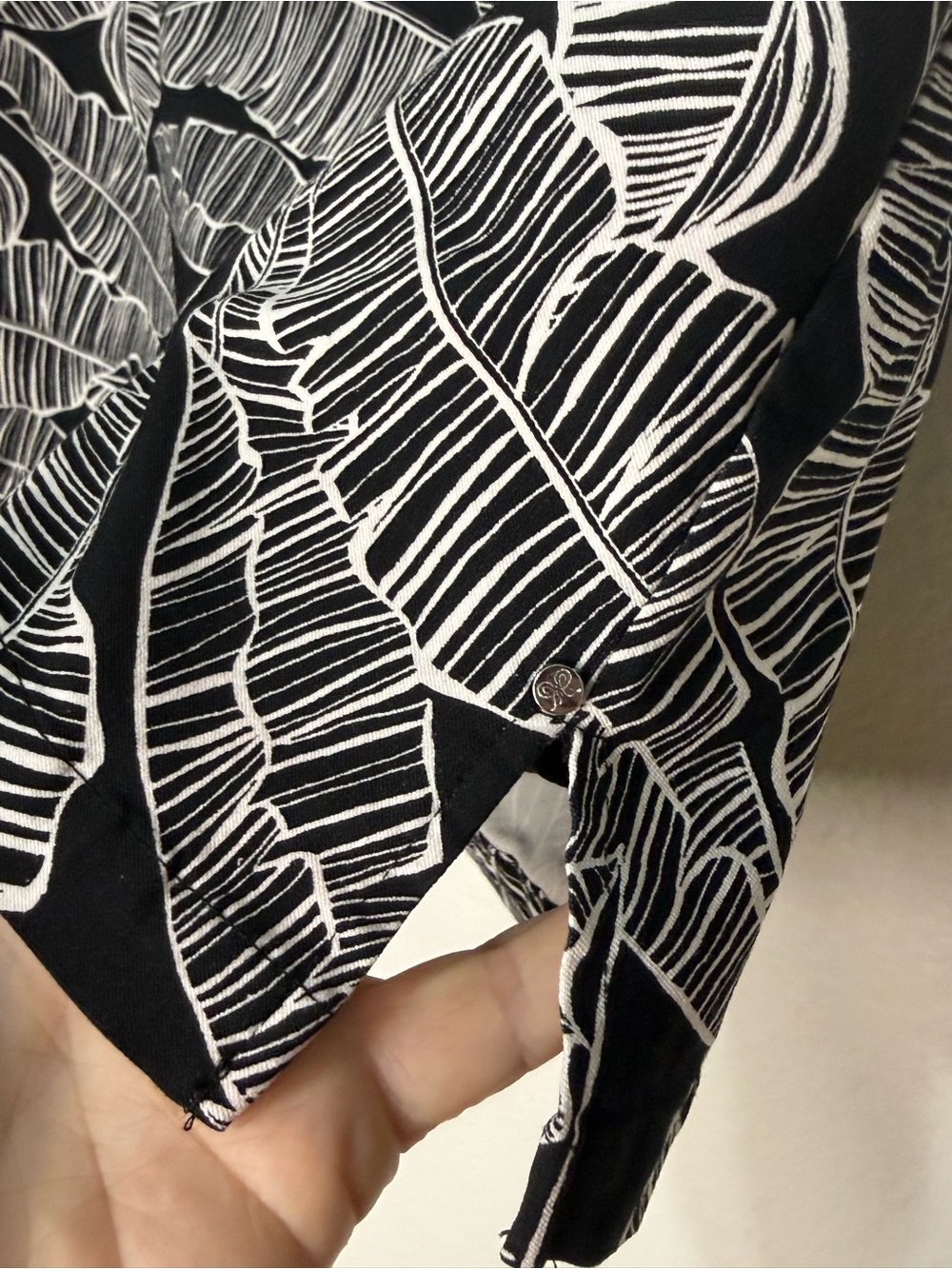 Rafaella Comfort Skort Black White Tropical Leaf Print Pull-On Women’s Sz Small - Picture 2 of 8